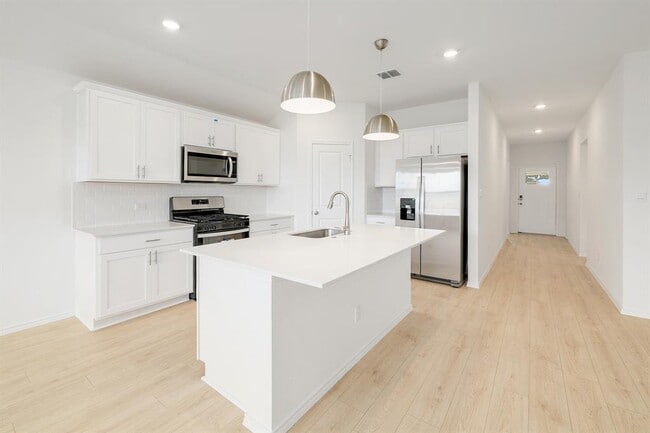 Building Photo - 358 San Juan Trl