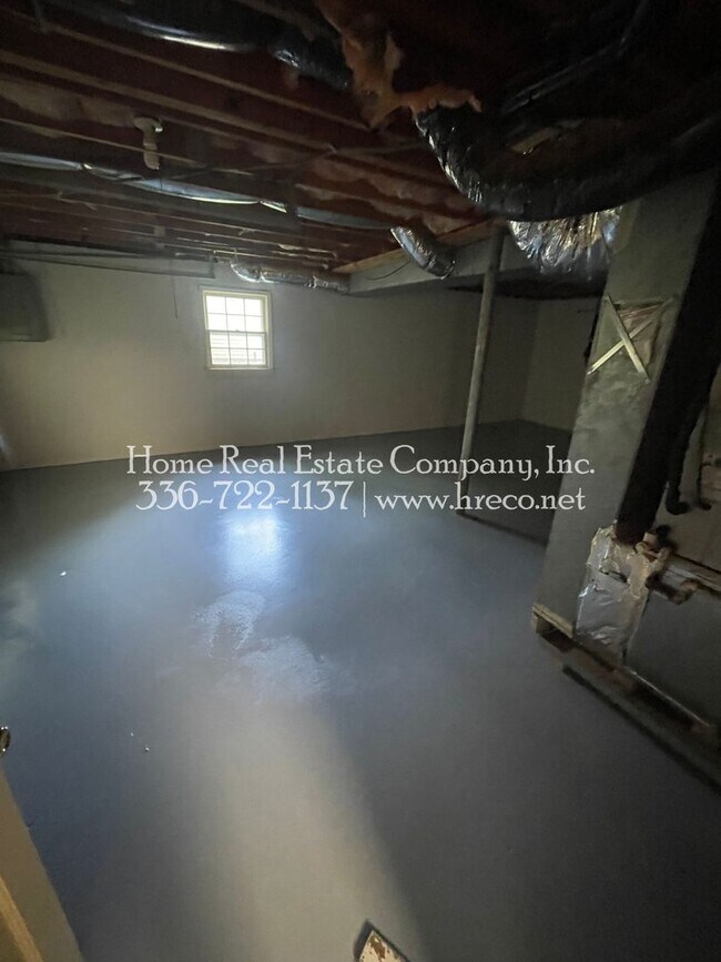Building Photo - 405 Wiley Ave