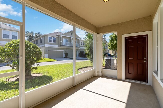Building Photo - Beautiful 4/2.5 Townhome For Rent in Harmony