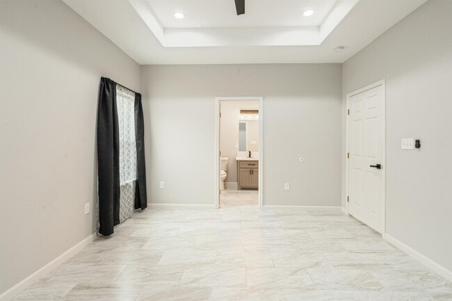 Building Photo - 203 Javier Dr