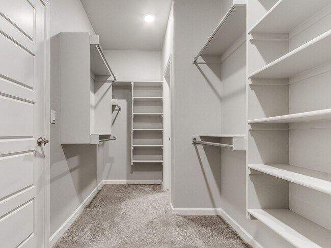 Building Photo - 8216 Crew Ln