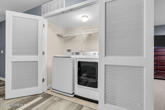 Building Photo - 52 Rockingham Way