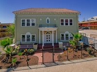 Building Photo - 415 S Westlake Ave