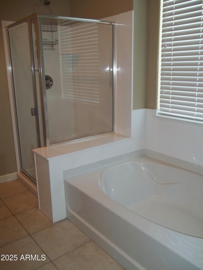 Building Photo - 41094 W Somers Dr