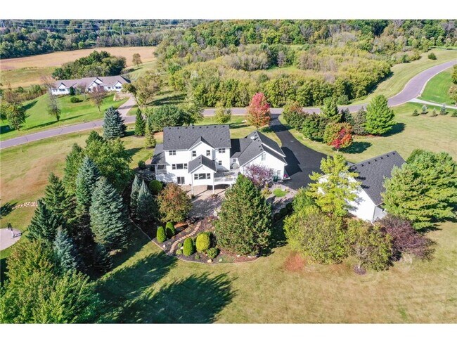 Building Photo - 9520 Scott St