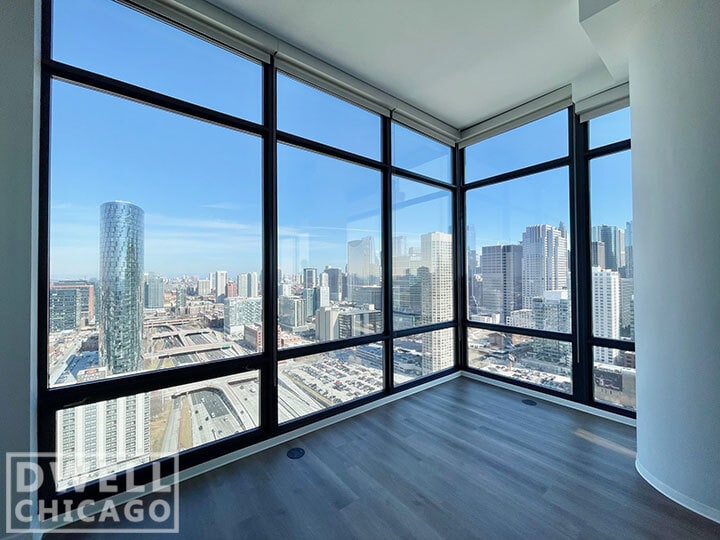 Primary Photo - 776 W Quincy St