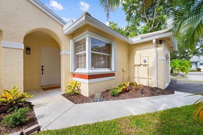 Primary Photo - 9953 NW 9th Ct