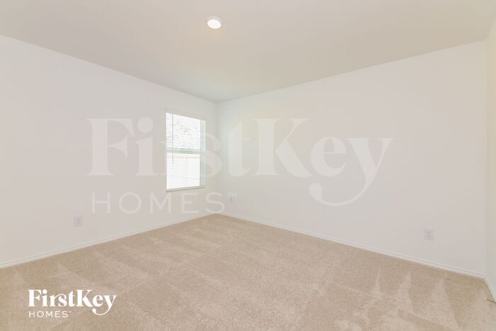 Building Photo - 1330 Cherrybark Dr