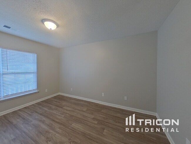 Building Photo - 276 Richmond Farm Cir
