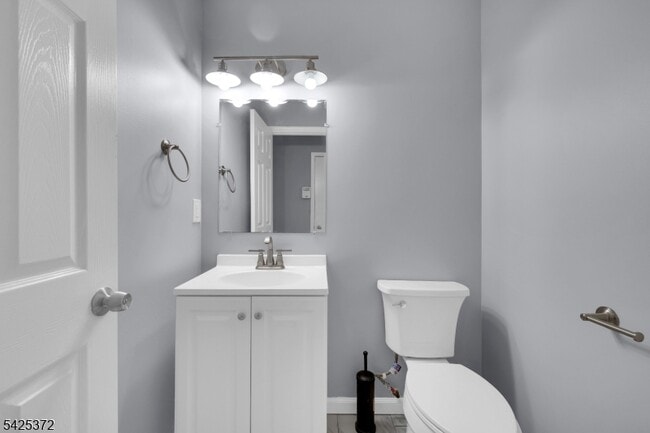 Building Photo - 30 Birch Terrace