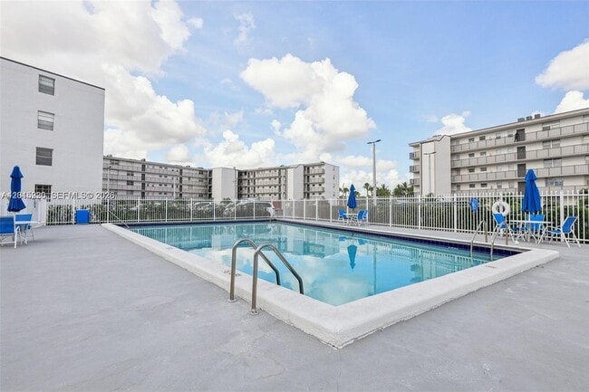 Building Photo - 14170 SW 84th St