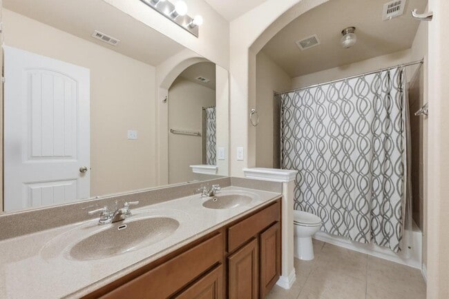 Building Photo - 7716 Stephany Taylor Dr