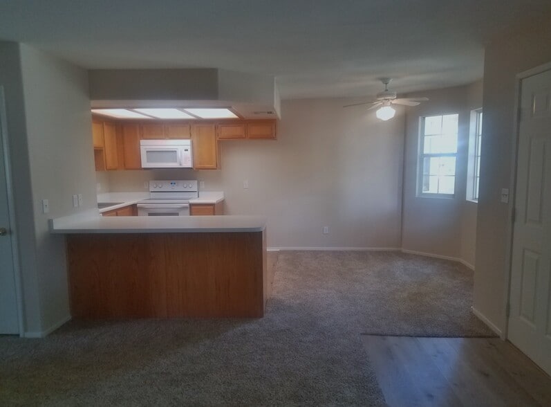 Kitchen / Dining - 8410 Eldora Ave