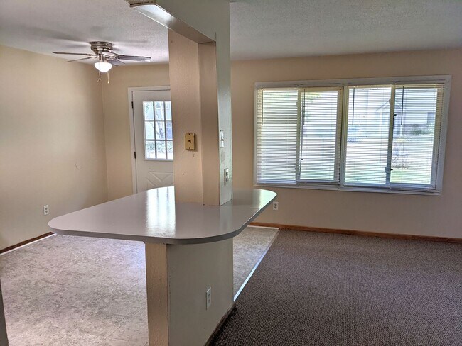 Building Photo - Grimes Ave