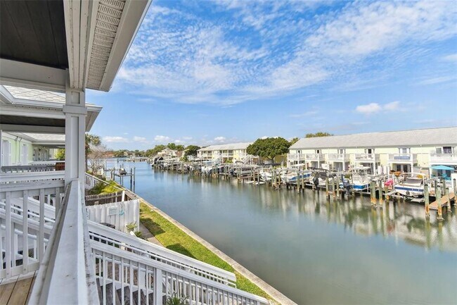 Building Photo - 5030 Starfish Dr SE