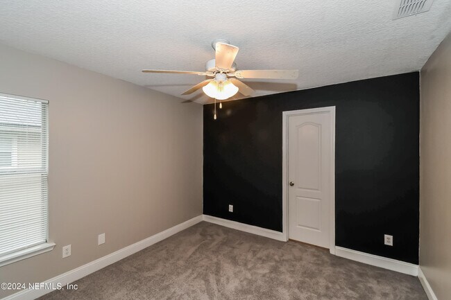 Building Photo - 8125 Cahoon Dr W