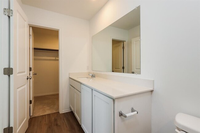 Building Photo - 11628 SW 38th St