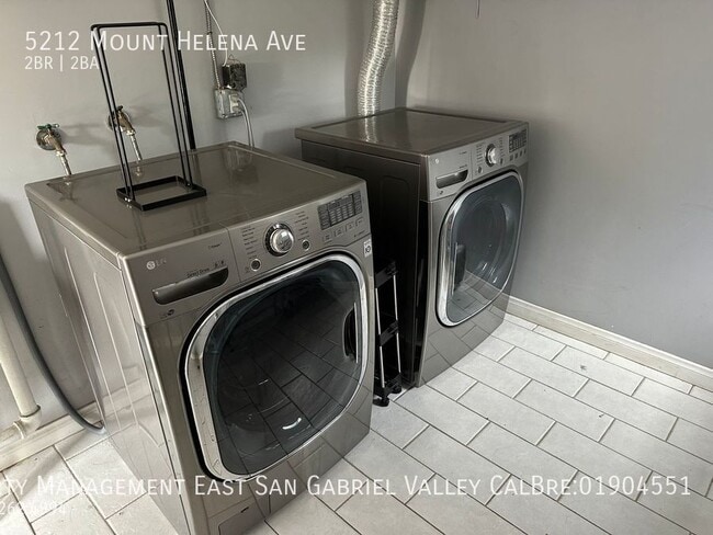 Building Photo - 5212 Mt Helena Ave