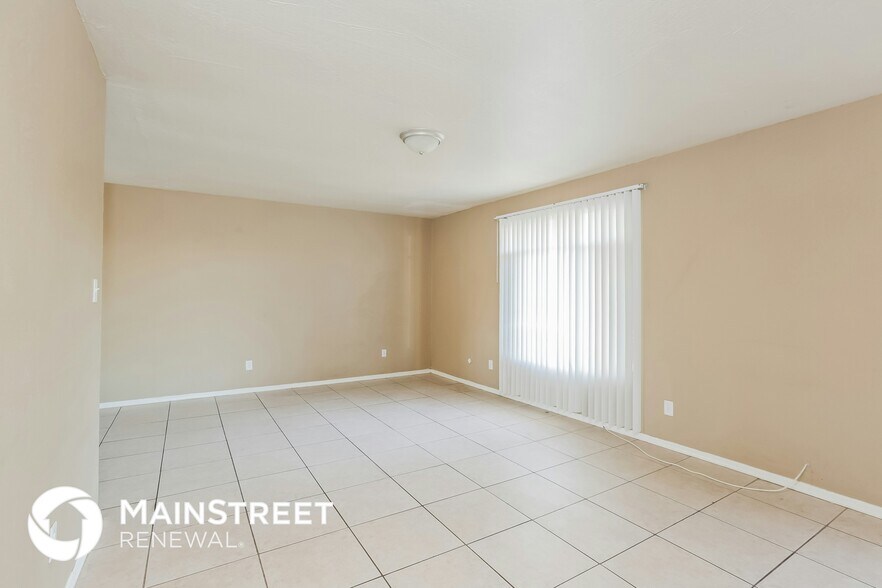 Building Photo - 3154 W Palo Verde Dr