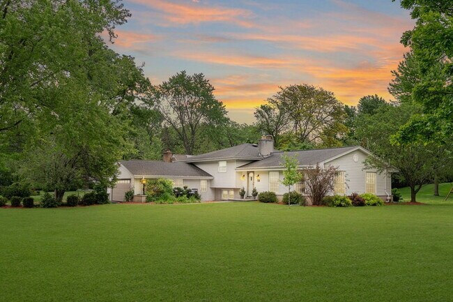 Building Photo - 12475 Elmhurst Pkwy