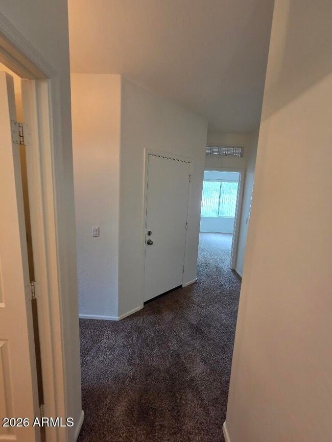 Building Photo - 12901 W Glenrosa Dr