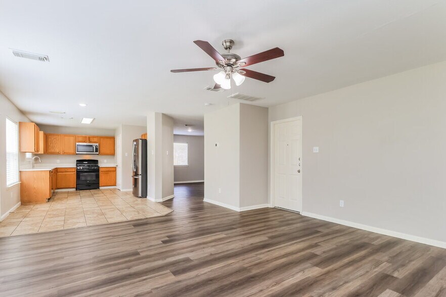 Building Photo - 18419 Atascocita Meadows Dr