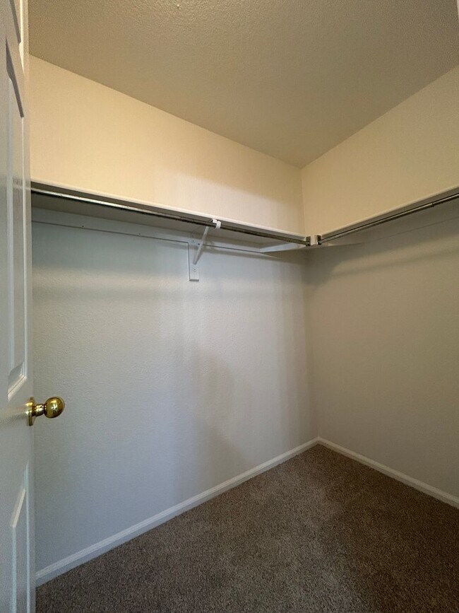 Building Photo - 4409 S Jebel Ln