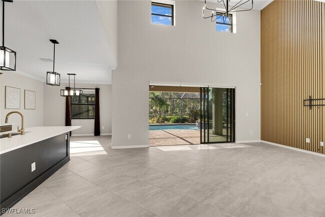 Building Photo - 17558 Elkgrove Ln