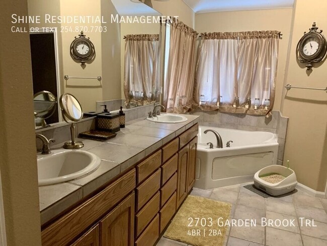 Building Photo - 2703 Garden Brook Trail