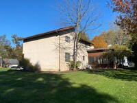 Building Photo - 206 Academy Ct