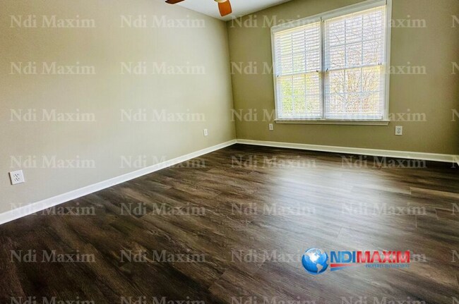 Building Photo - Beautiful house in the LAMBERT cluster in ...