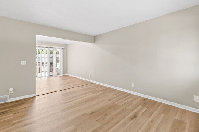 Building Photo - 5106 N 128th St