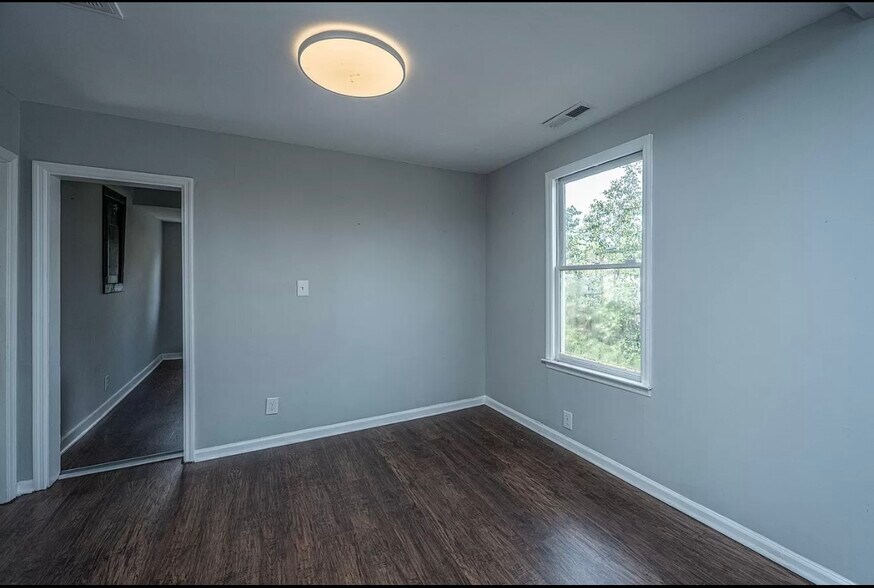 Building Photo - 2619 Ranger Dr