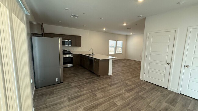 Building Photo - Must See - Spacious 3-Bedroom, 2-Bath Home in Riverstone