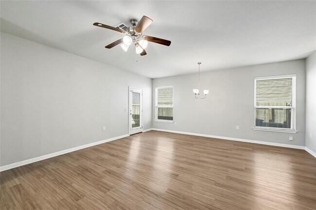 Building Photo - 821 Fortrose Ter