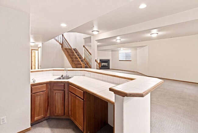 Building Photo - 8803 Wolf Lake Drive