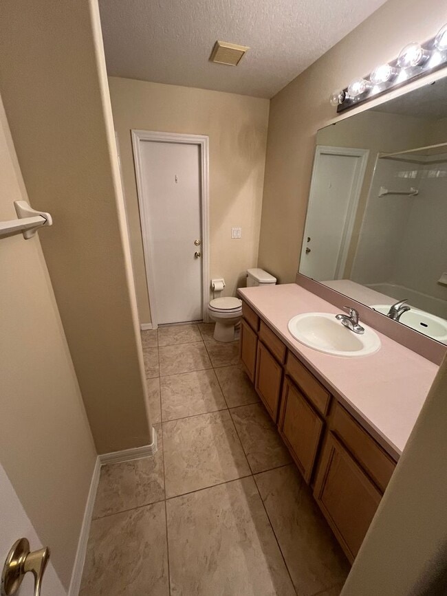 Building Photo - This home has everything you have been looking for!