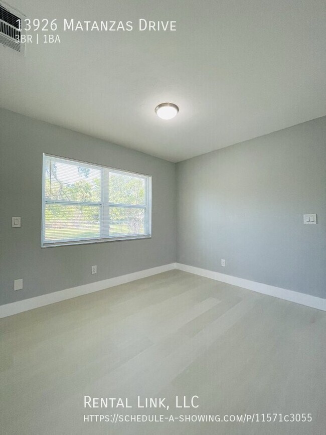 Building Photo - 13926 Matanzas Dr