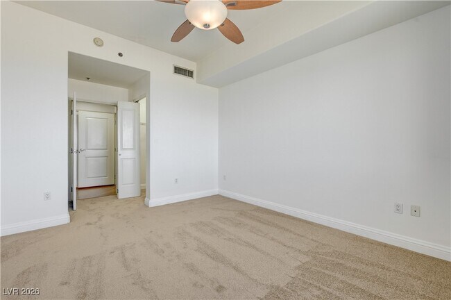 Building Photo - 8255 S Las Vegas Blvd