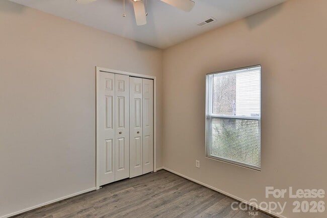 Building Photo - 8946 Chalkstone Rd