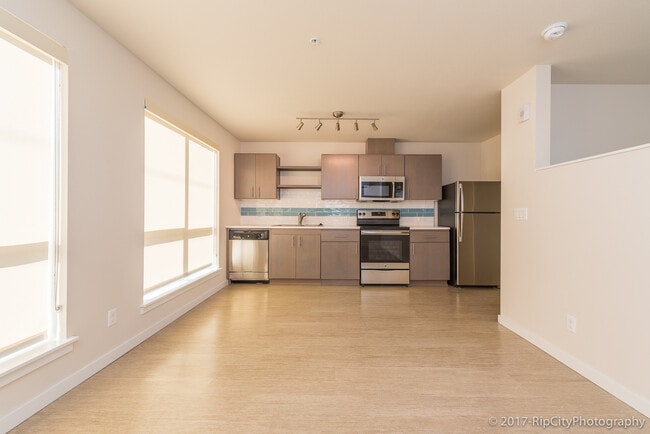 Interior Photo - The Macadam