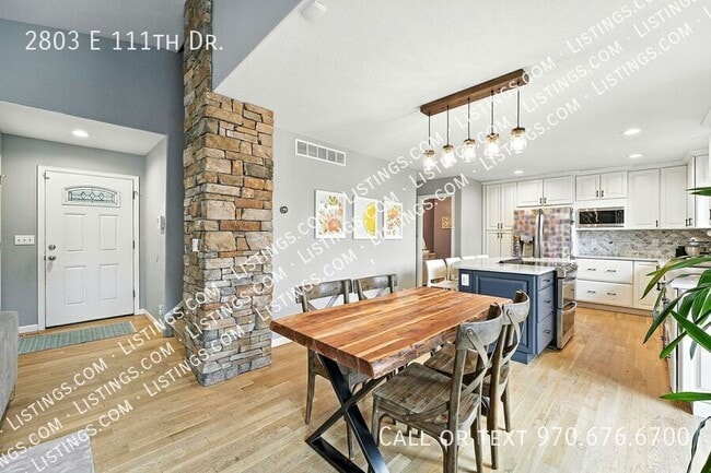 Building Photo - 2803 E 111th Dr