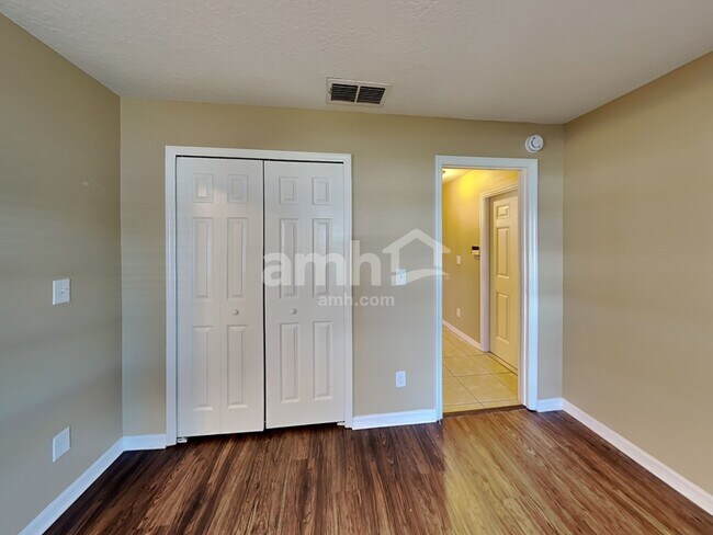 Building Photo - 1461 Whooping Dr