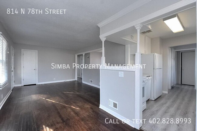 Building Photo - 814 N 78th St