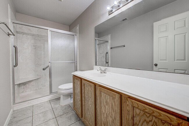 Building Photo - 2008 Creek Ledge Pl