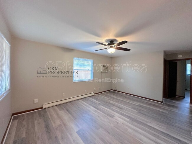 Building Photo - 9207 E 12th St