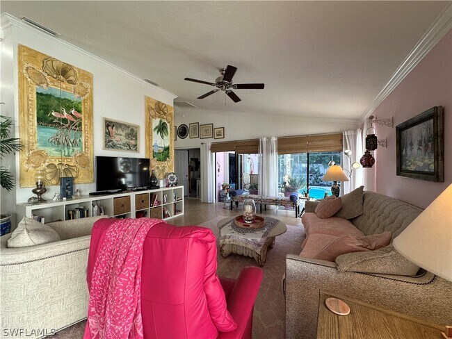 Building Photo - 1315 Naples Lake Dr