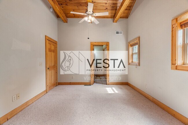 Building Photo - 131 Tanner Trail