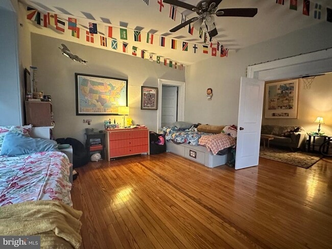 Building Photo - 111 E Gorgas Ln