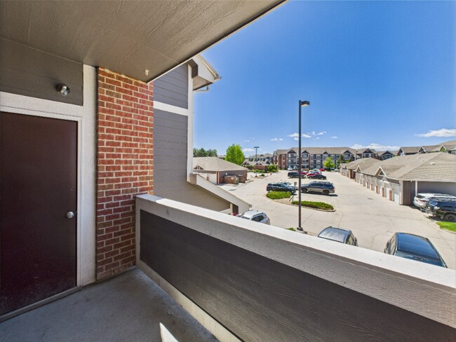 Building Photo - 14333 E 1st Dr